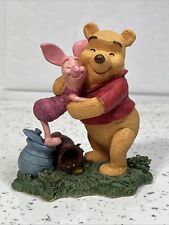 Disney Winnie The Pooh Simply Pooh Figurine Ornament Hugs Are Better Than Honey
