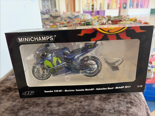 Minichamps yamaha yzr m1 - 1.12,
