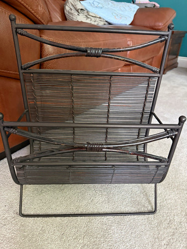 Black matte metal freestanding - black,