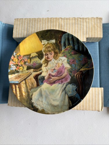 New collectible plate - new, hush