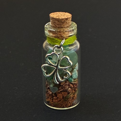 Good luck fortune - &, jar