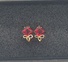 Wholesale Rhombus Cubic