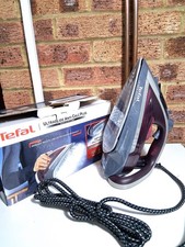 Tefal Ultraglide Anti-Calc Plus FV5872 2800W Steam Iron - Purple/Grey