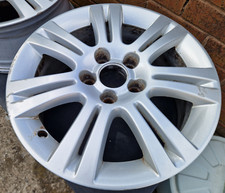 1 x VAUXHALL ASTRA H MK5 ZAFIRA B 16 INCH 5 STUD ALLOY WHEELS 2005 TO 2010