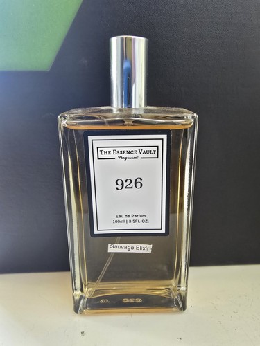 The essence vault 926 sauvage - the,