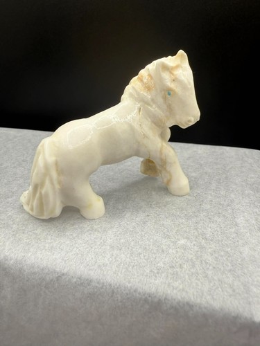 Horse zuni carving - carving, fetish