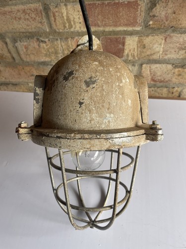 Bulkhead light vintage - bulkhead,