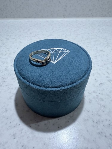9ct yellow gold - 9ct, gemstone