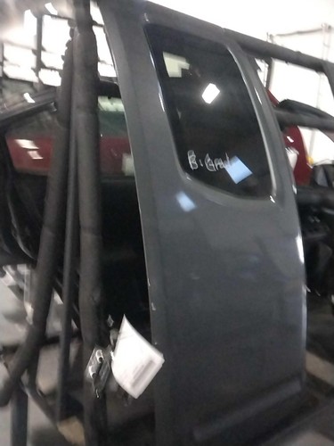 Used rear right - door, assembly