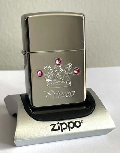 Zippo lighter 2011 - 🔥,