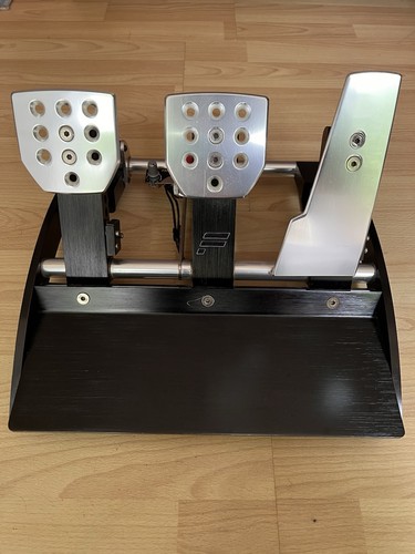 Fanatec clubsport pedals - pedals,