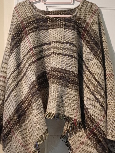 Lucy lockets shawl grey - lucy,