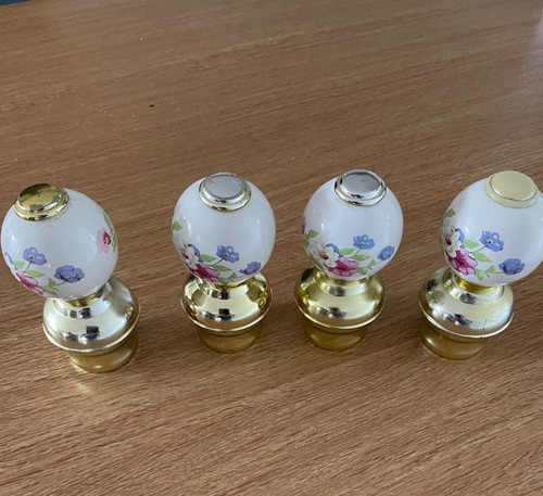 Porcelain ceramic bed - /, knobs