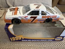 Alan Kulwicki #7 Hooters