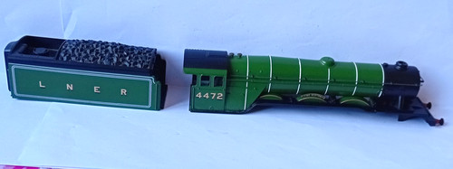 Hornby loco tender bodies - &,