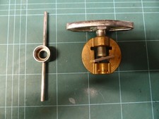 Pyro pot crimping tool and wrench