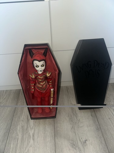 Living dead dolls - dolls, series