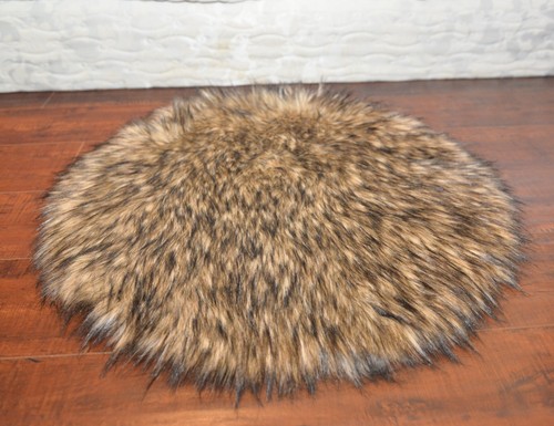 Small coffee table rug - coffee,