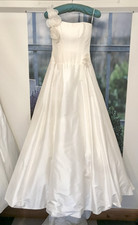 15 ⚪️ Cressida by Alan