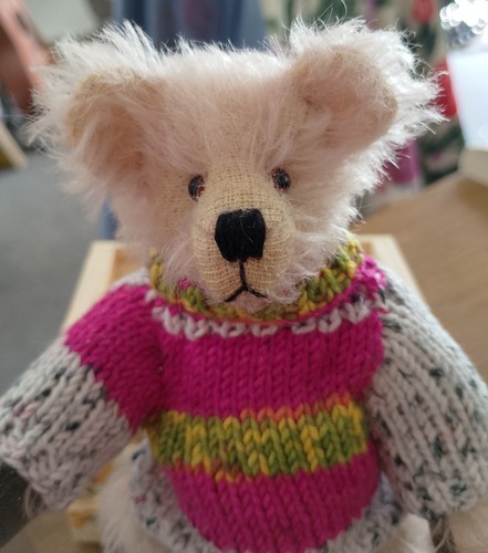 Artist bears bearly sane - bears, -bearly