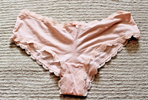 Brand new lace trimmed bikini - lace,