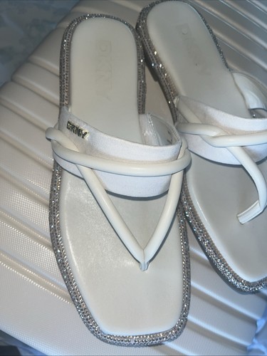 Dkny cream diamanté - diamanté, detail