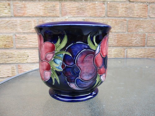 Moorcroft anemone blue - moorcroft,