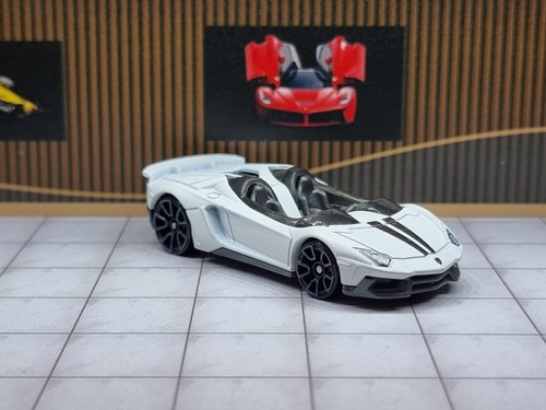 Hot wheels lamborghini - hot,