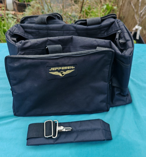 Jeppesen pilot aviators - jeppesen,