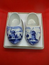 pair small real delft china