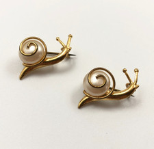 Vintage small snail brooch - 2, x