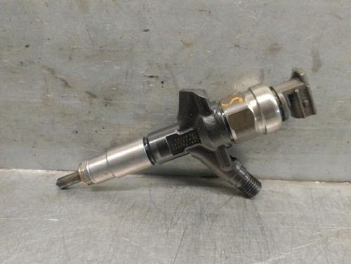 16613aa030 injector subaru - 16613aa030,