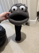 Sylvester D’stone Hand