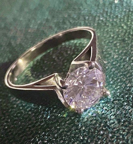 Early qvc diamonique solitaire - early,