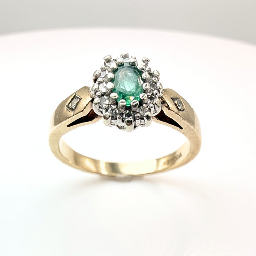 9ct gold emerald diamond - 9ct,