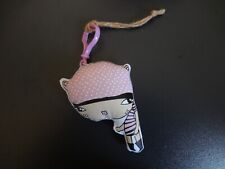 Elana Mullaly “Glamour