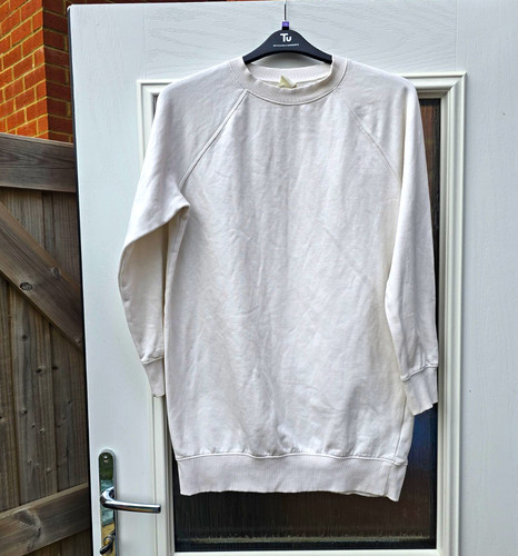 White crew neck - ,