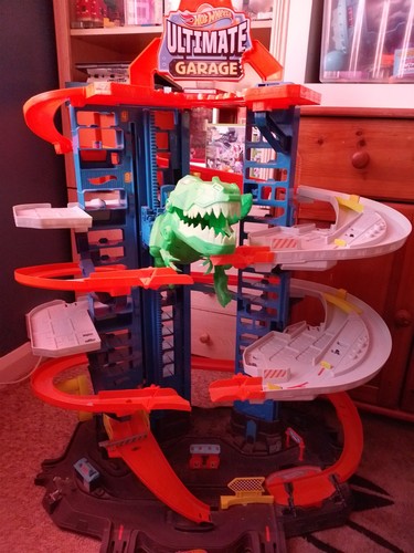 Hot wheels ultimate garage - hot, t