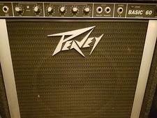PEAVEY BASIC 60 BASS AMP -