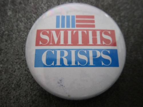 Smiths crisps pin badge button - crisps,