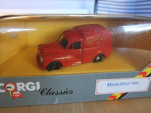 Corgi morris minor van 43 - minor,