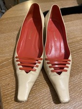 1x Pair Of Pink Low Kitten Heel Court Shoes size 37.5  (4.5/5)  by L.K. Bennett 