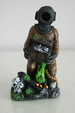 Aquarium Air Operated Deep Sea Diver Decoration Airstone Included 8 x 6 x14 cms 
