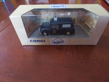 Corgi 96956  Morris Mini Van