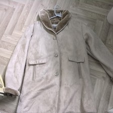 BEAUTIFUL GABRIELLA VICENZA