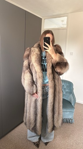 Gorgeous vintage real - gorgeous,