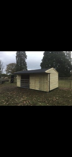 Field shelter - field,