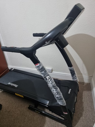 Reebok zr8 treadmill - reebok,