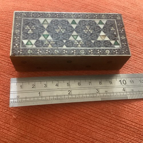 Vintage inlaid wooden trinket - wooden,