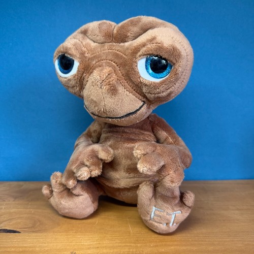 The extra terrestrial - extra,